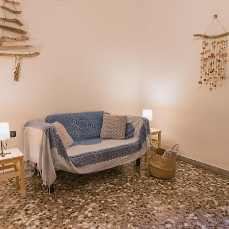 Вілла Casa Vacanze Il Mare Tra I Tetti - Relaxing Terrace & Sea View Монополі Екстер'єр фото